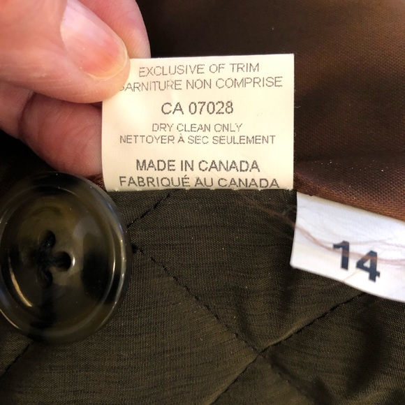 Vintage Lisa Fashion  Doable breasted quilted Coat made in Canada Toronto 🇨🇦 - Picture 13 of 15